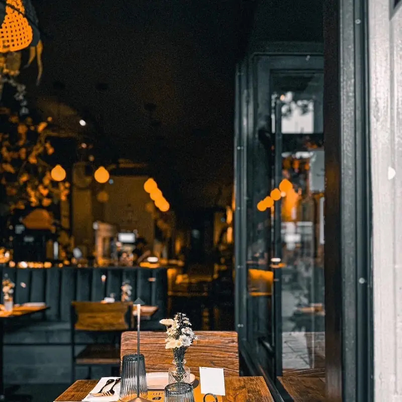 Glin Thai Bistro