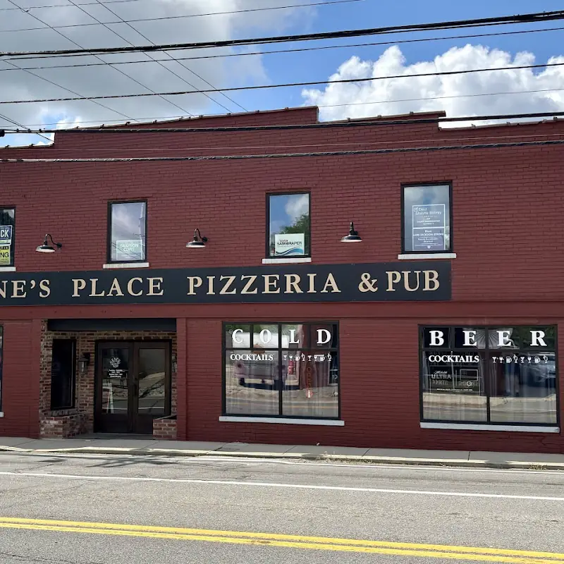 Gene’s Place Pizzeria & Pub