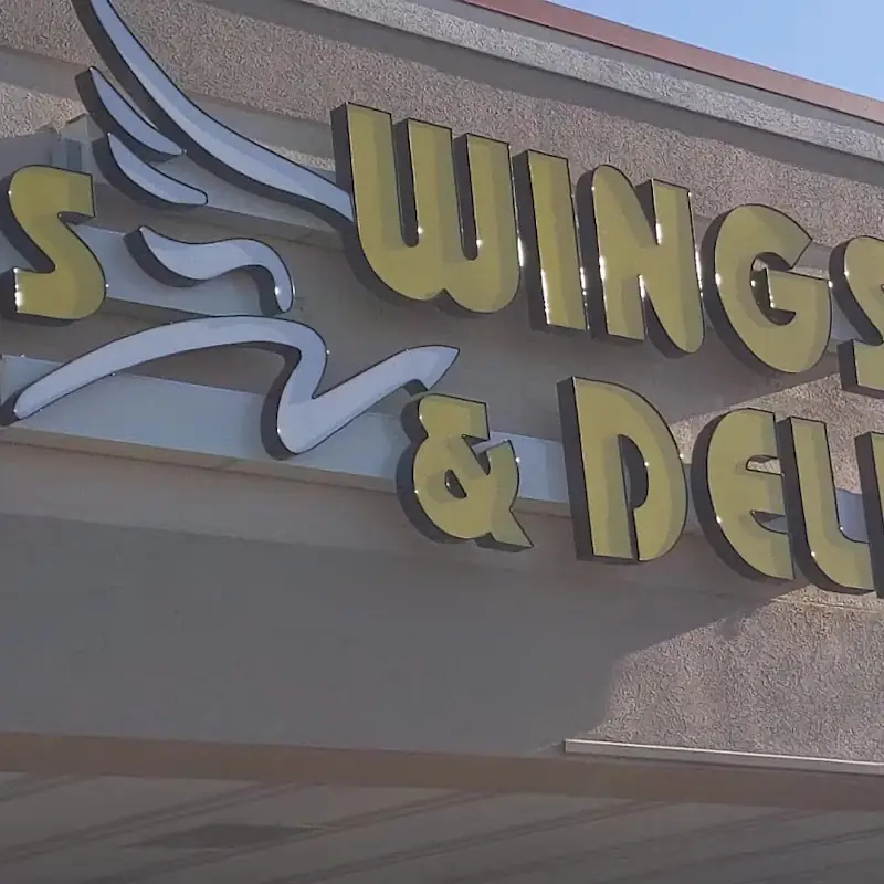 US Wings & Deli