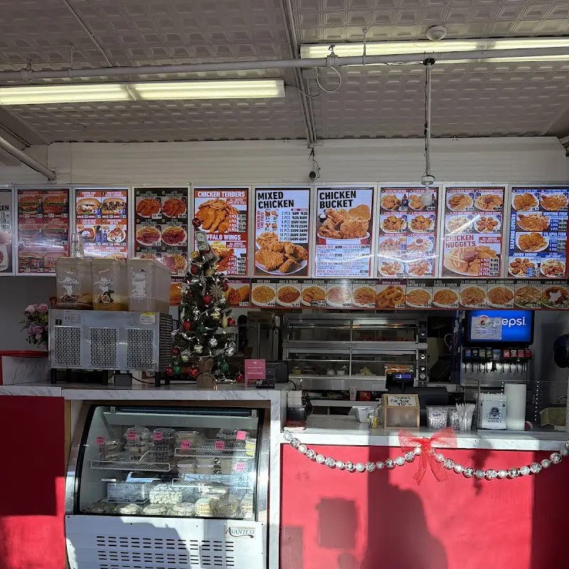 6 Pcs Chicken Nuggets Combo