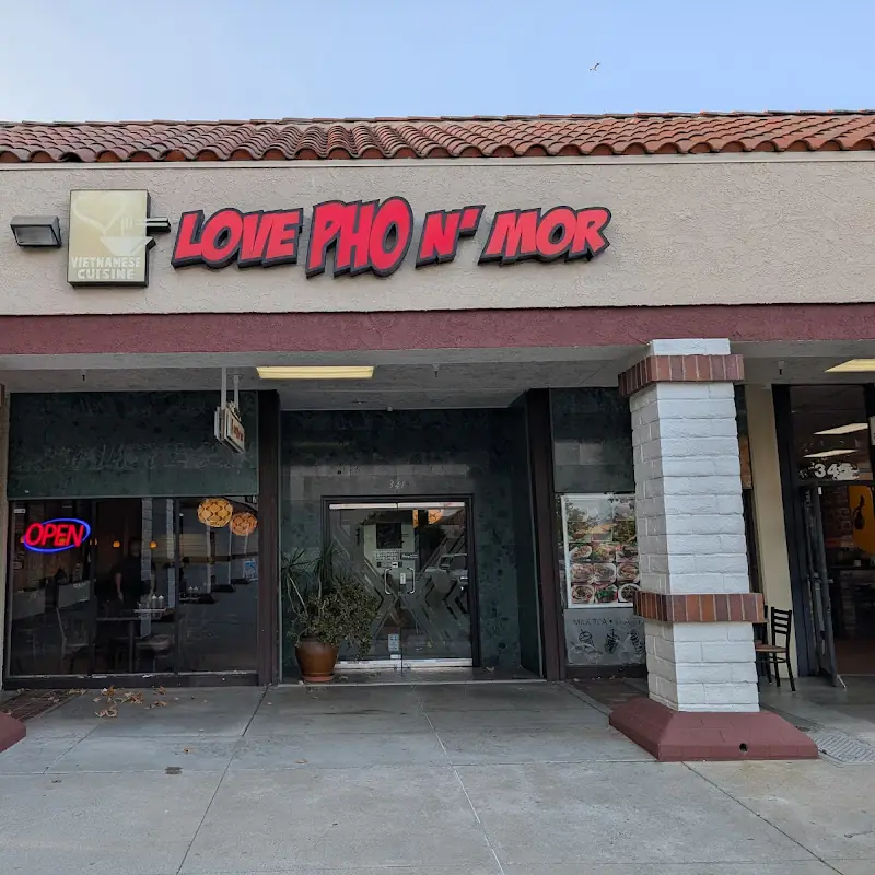 Love Pho N' Mor