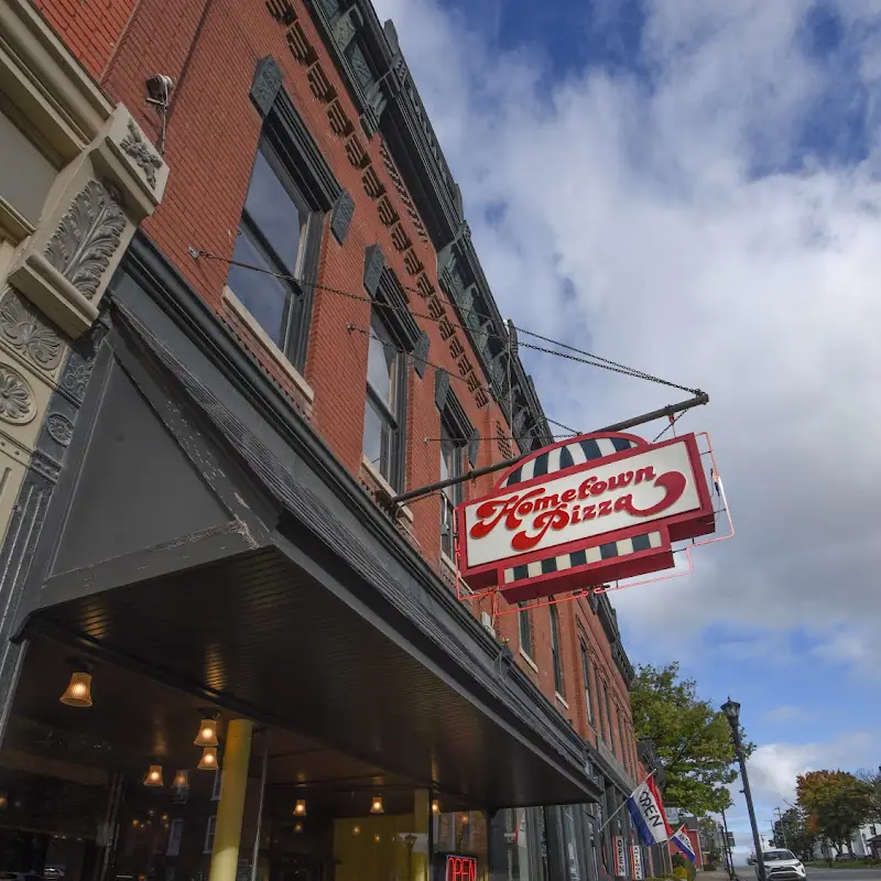 Hometown Pizza - Bloomfield