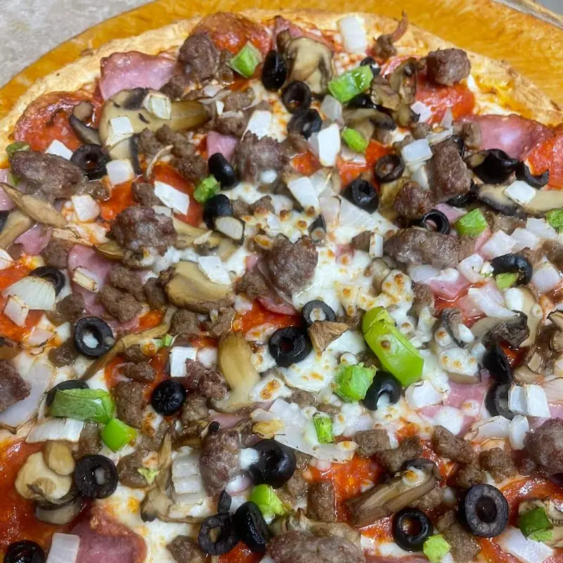 B J's Pizza House