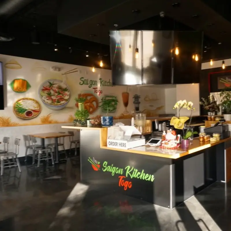 Hoanh Thanh Soup
