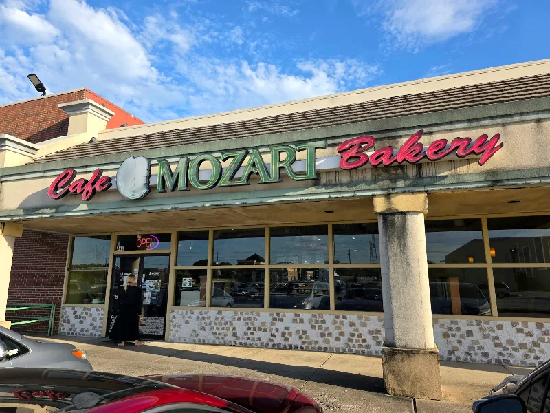 Mozart Bakery