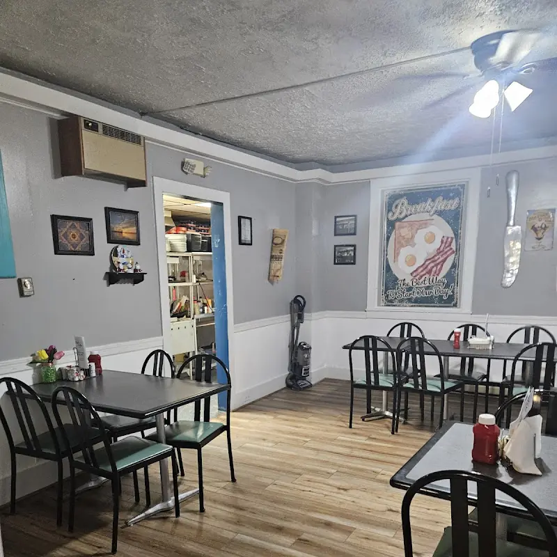 Rylee's Place Family Diner