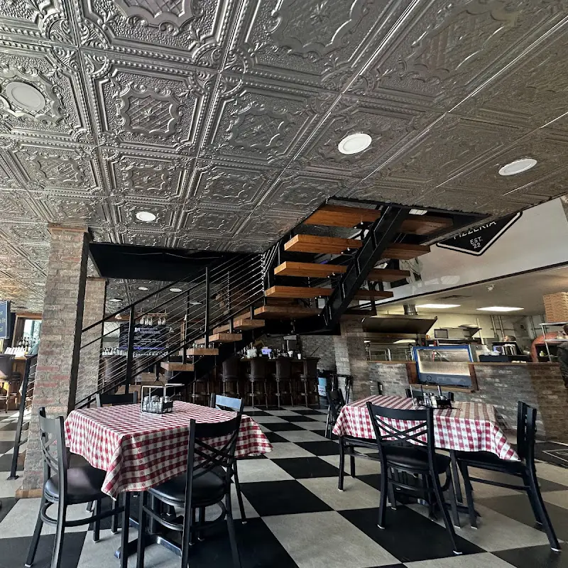 Sylvia's Pizzeria