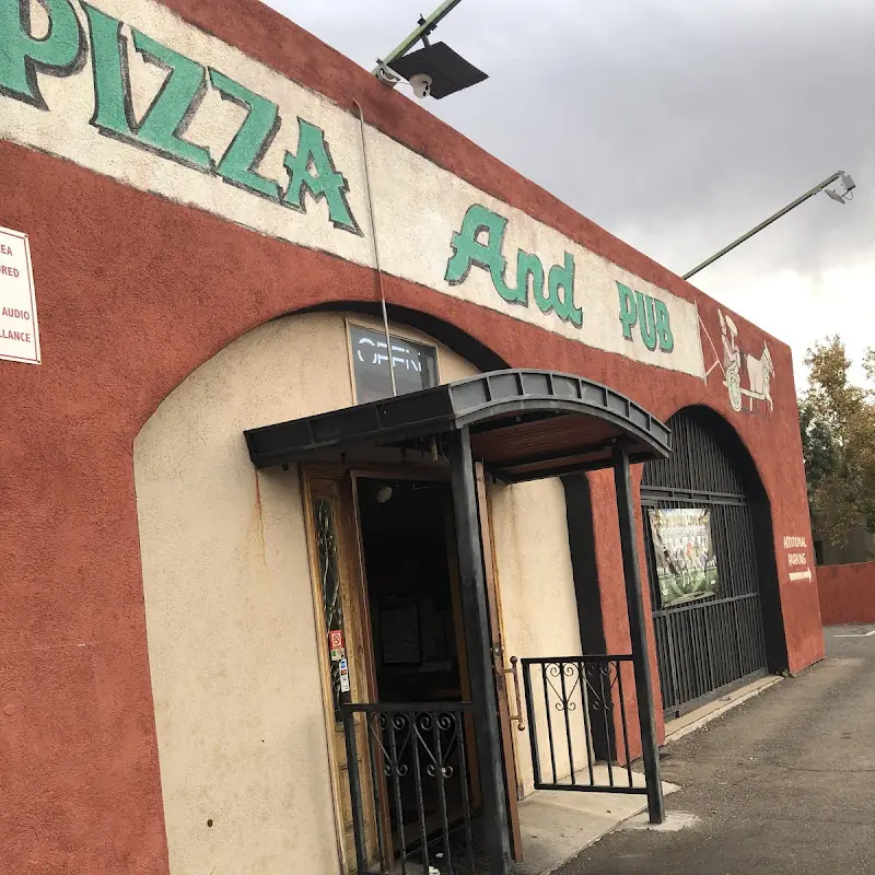 Chariot Pizza