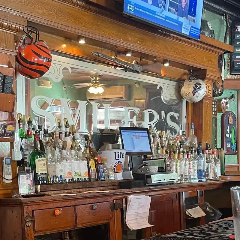 Smiler's Grill & Bar