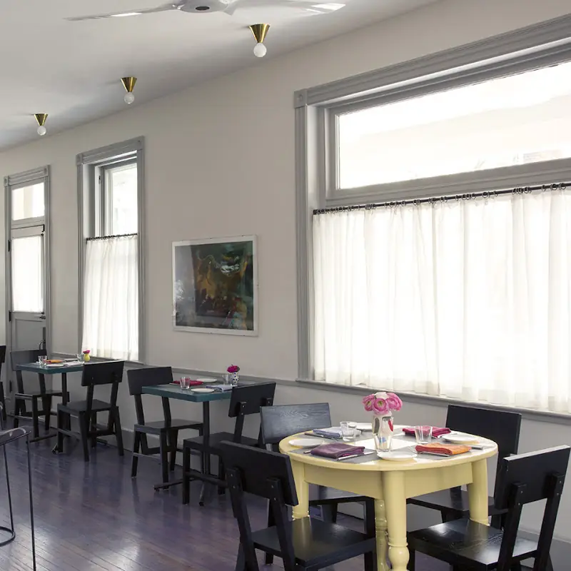 The Corner Restaurant at Hotel Tivoli