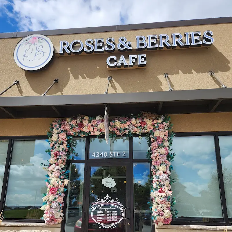 Roses & Berries Cafe