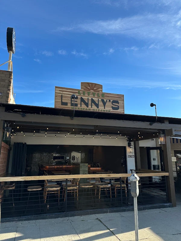 Little Lenny's