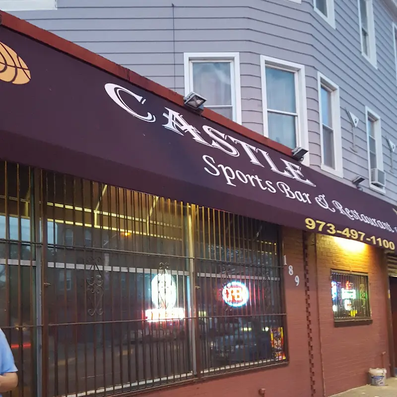 Castle Sports Bar & Restaurant