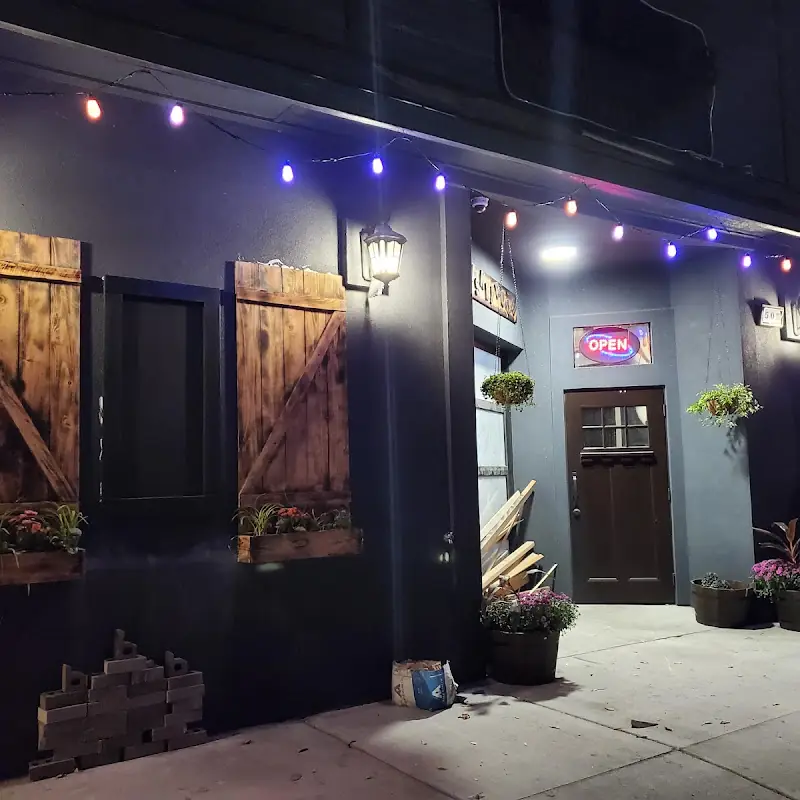 Roots & Company