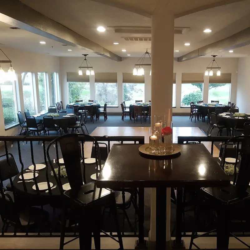 La Contenta Bar and Grill
