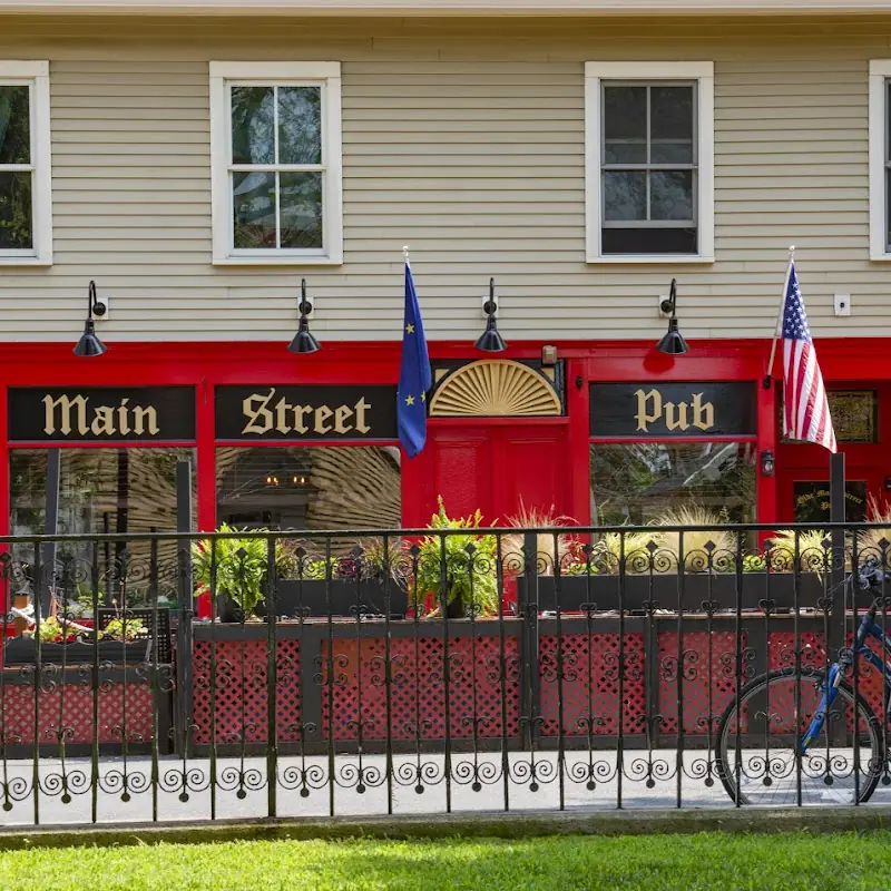 Olde Main Street Pub