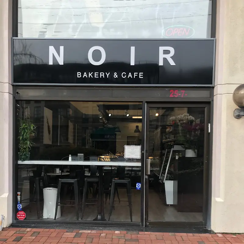 NOIR Bakery & Cafe