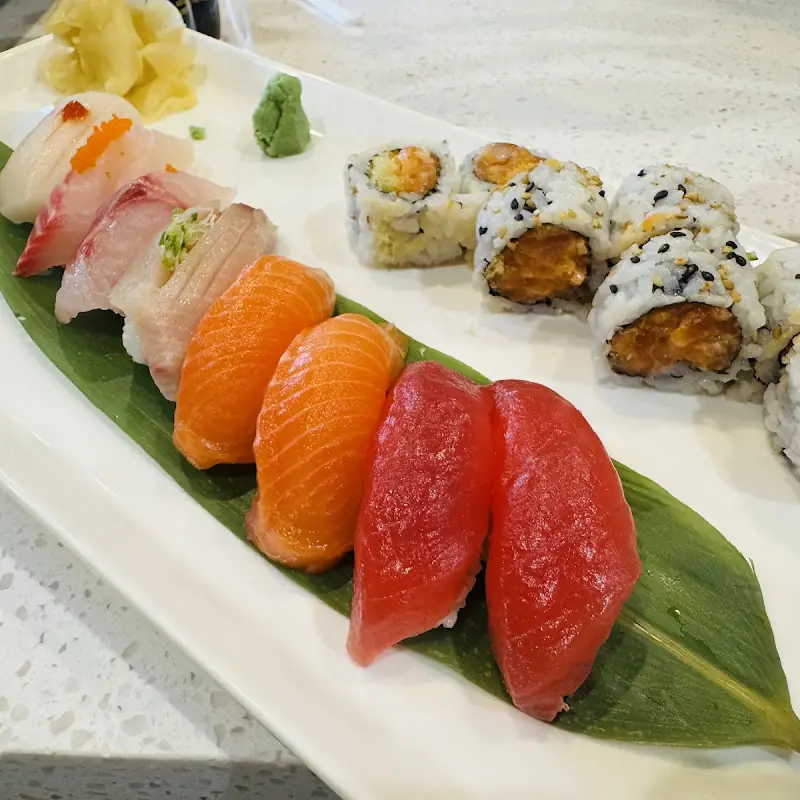 Sushi Sashimi Combo*