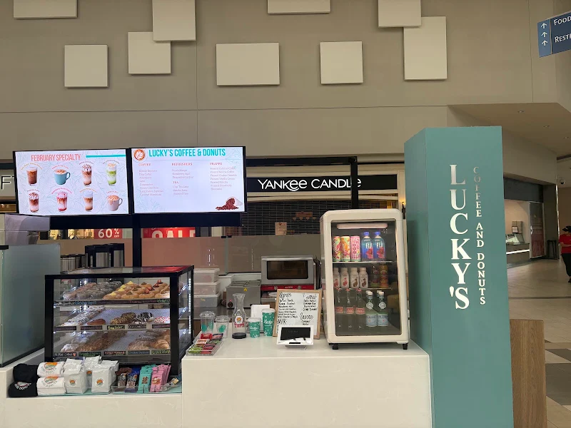 Lucky's Coffee & Donuts