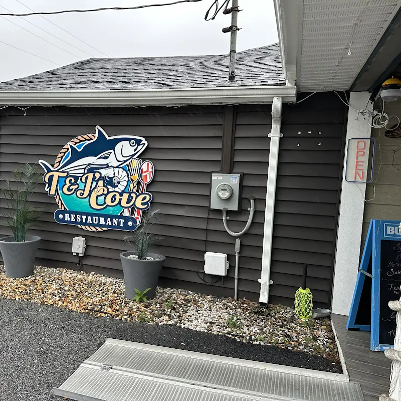 T&Js cove