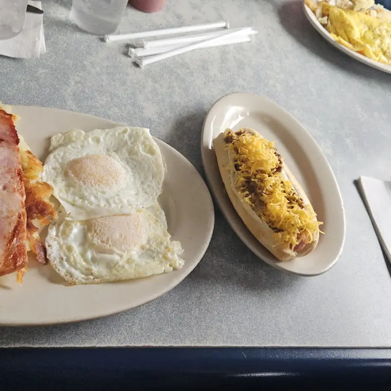 2 Hot Pancakes w/ Meat