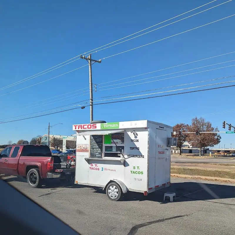 3 Hermanos Taqueria