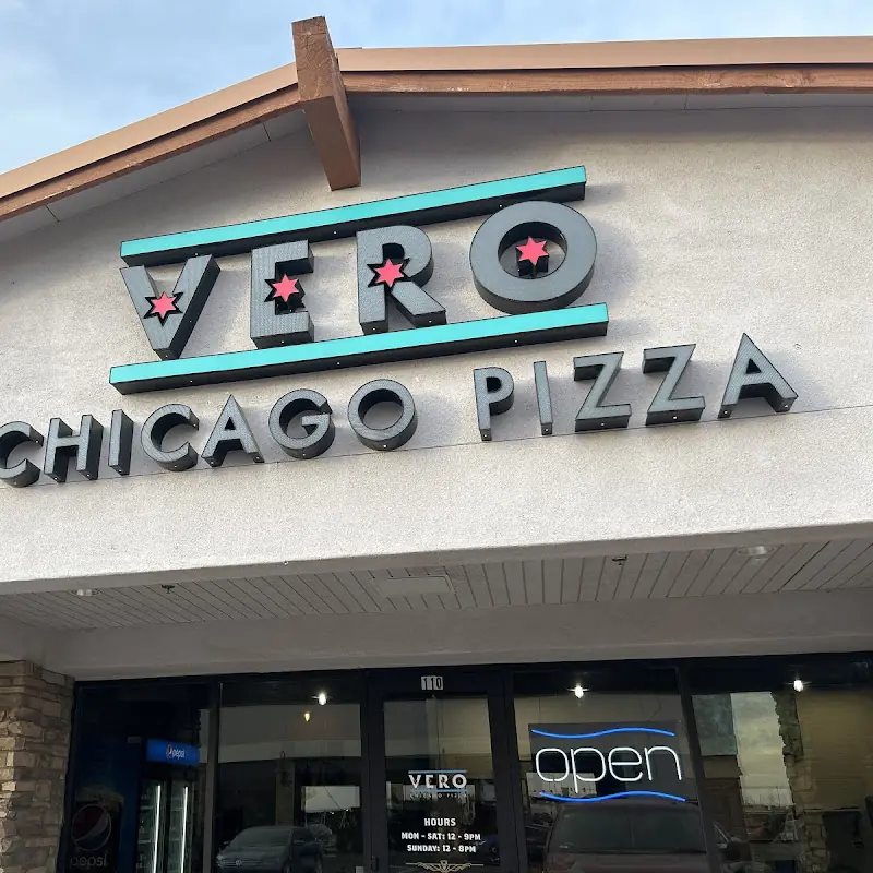 Vero Chicago Pizza