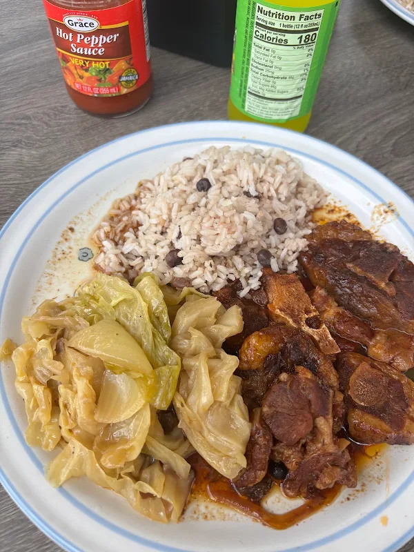 Brown stew chicken