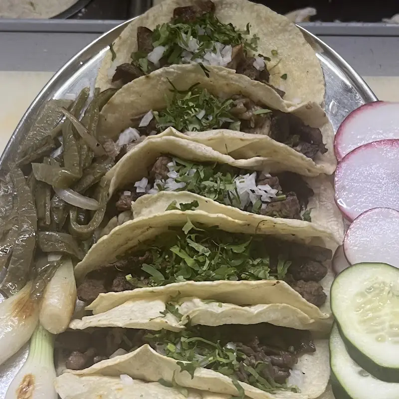 Los Bravos restauran parker