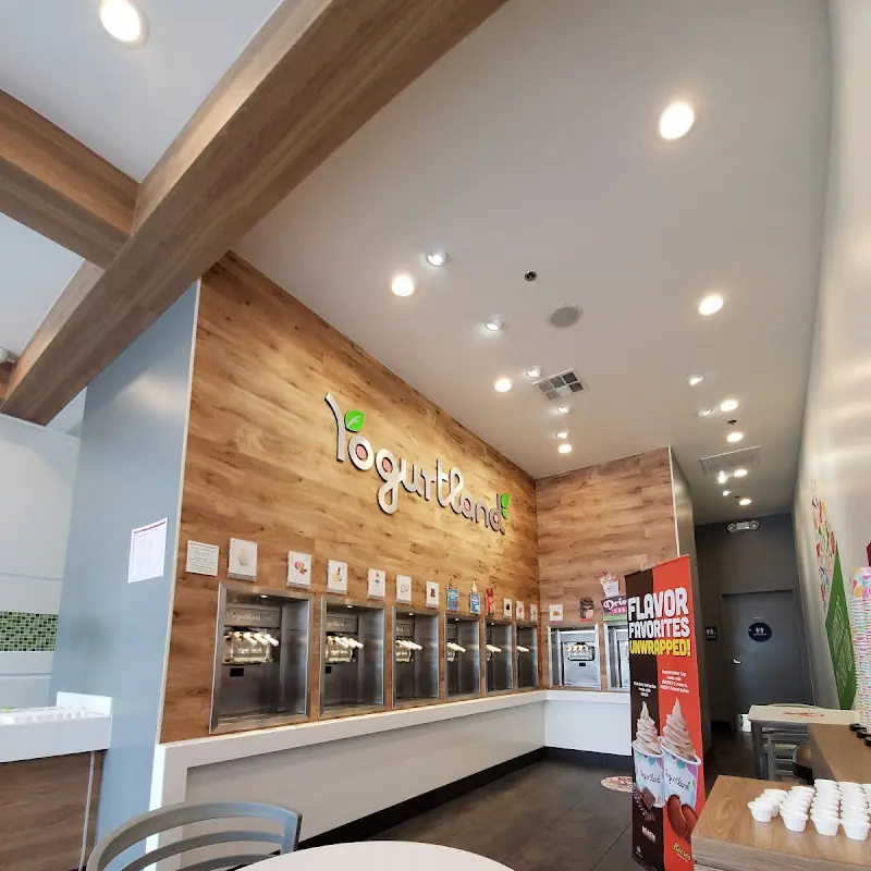 Yogurtland Tyler Riverside