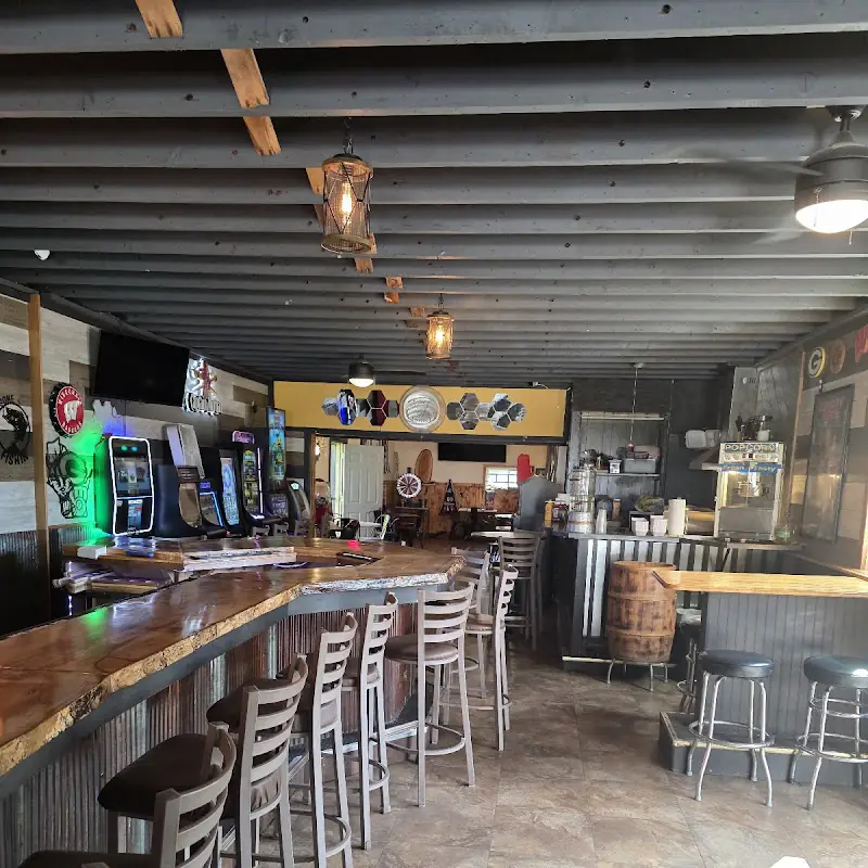 Honey Hole Tavern