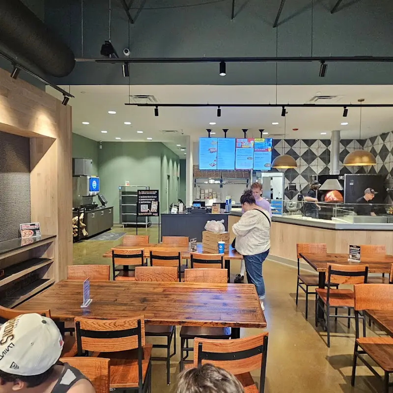Smokin' Oak Wood-Fired Pizza & Taproom