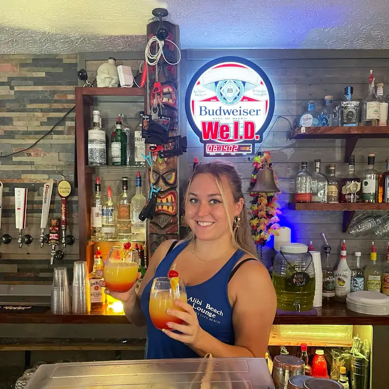 The Alibi Beach Lounge & Grill