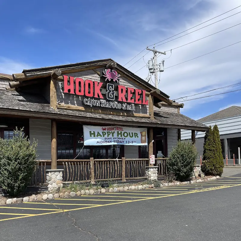 Hook & Reel Cajun Seafood & Bar