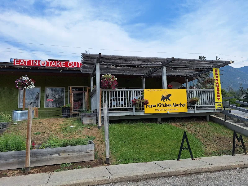 Farm Kitchen Market (Family Restaurant)