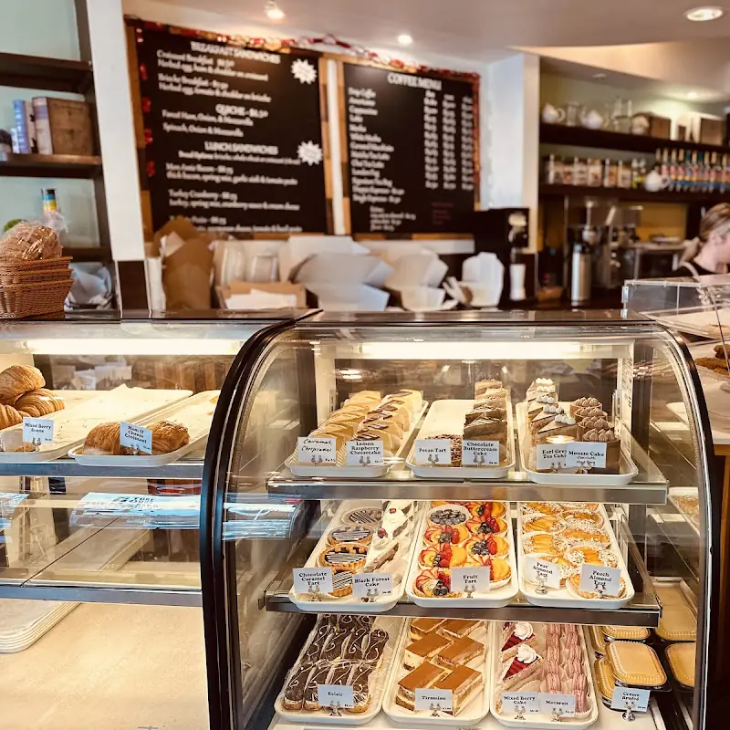 Mon Amie Bakery & Cafe