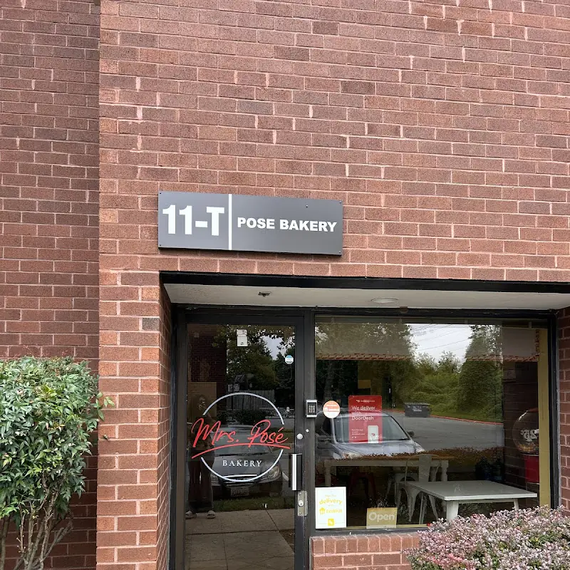 Mrs. Posé Bakery