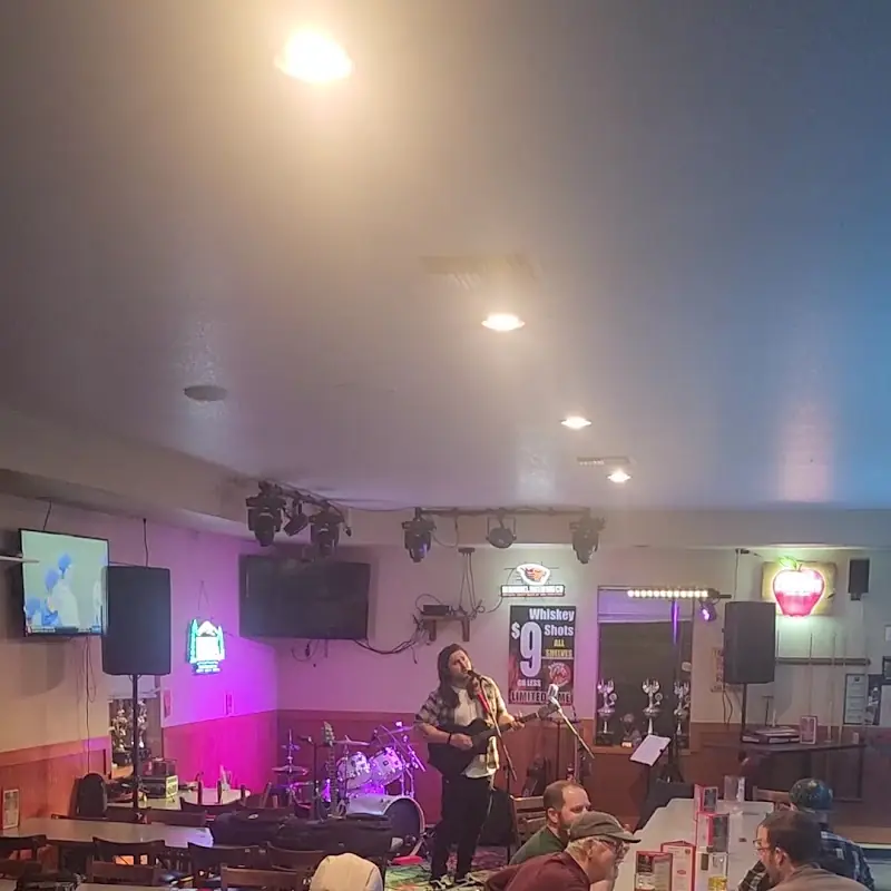Jo's Saloon & Eatery