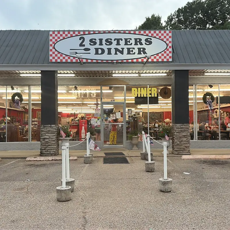 2 Sisters’ Diner Seafood & Steak