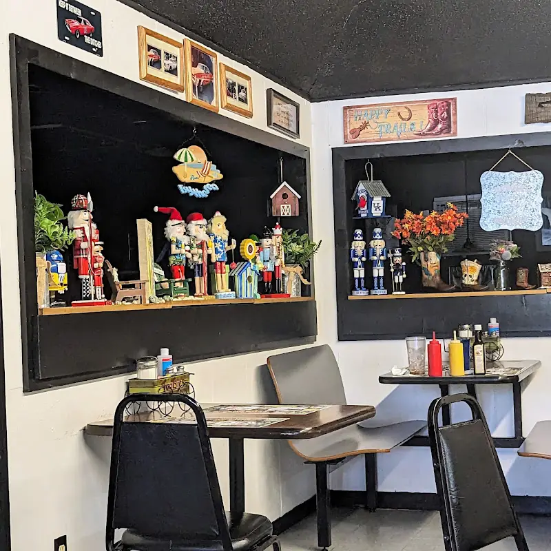 Tootsie's Diner