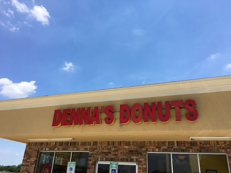 Denna’s Donuts