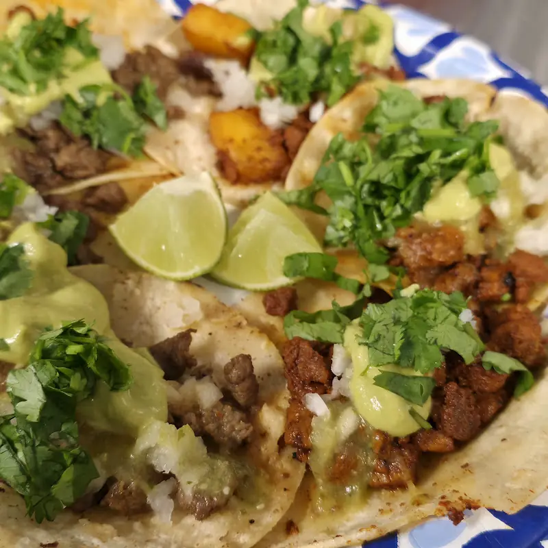 OSEGUERA'S KITCHEN