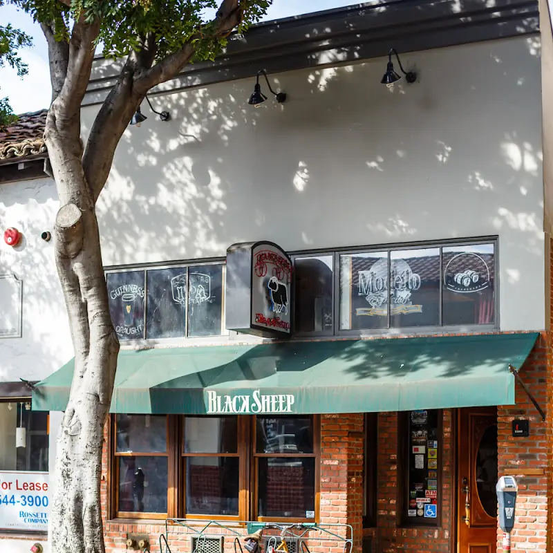Black Sheep Bar & Grill