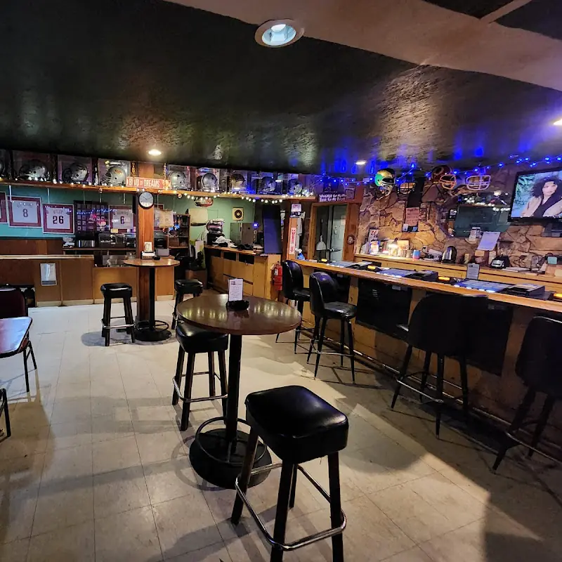 TeeGee's Saloon