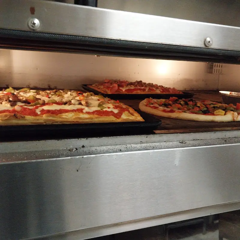 Village's Pizza