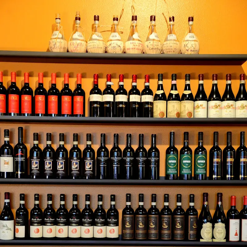 Nonni's Italian Bistro
