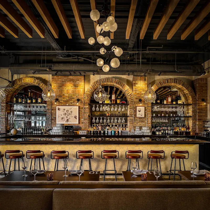 Davanti Enoteca