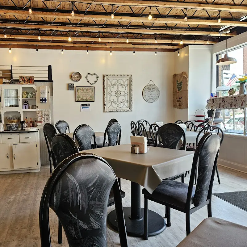 Mamaw's Cafe