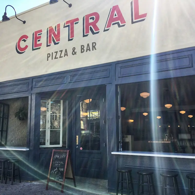CENTRAL Pizza + Bar Lafayette