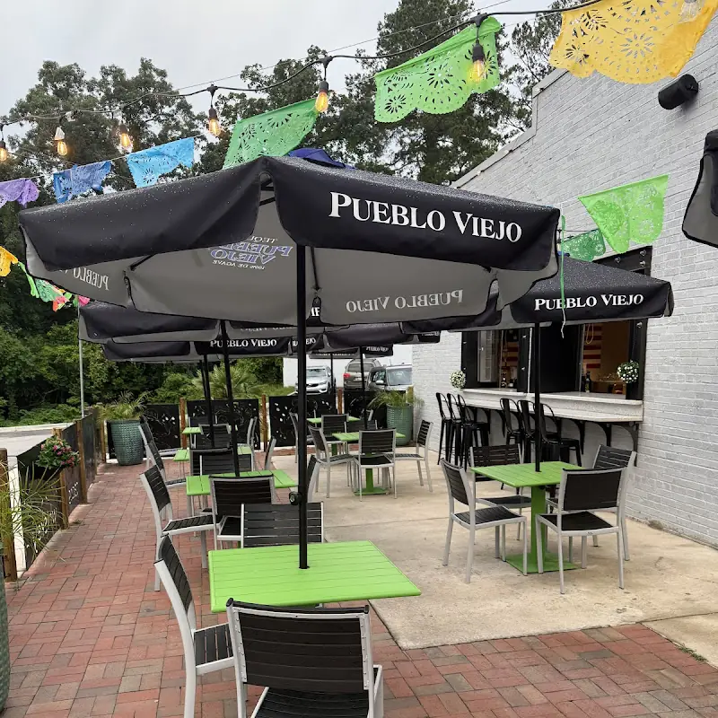 Que Bueno Mexican Bar & Grill